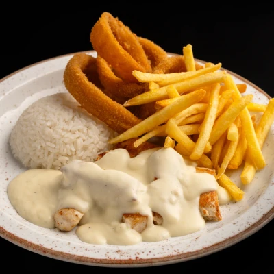 Iscas de Frango aos 4 Queijos