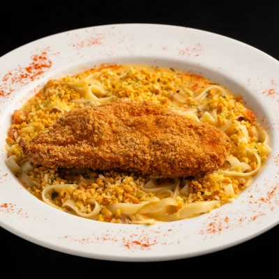 Massa Thai c/ Frango Crocante